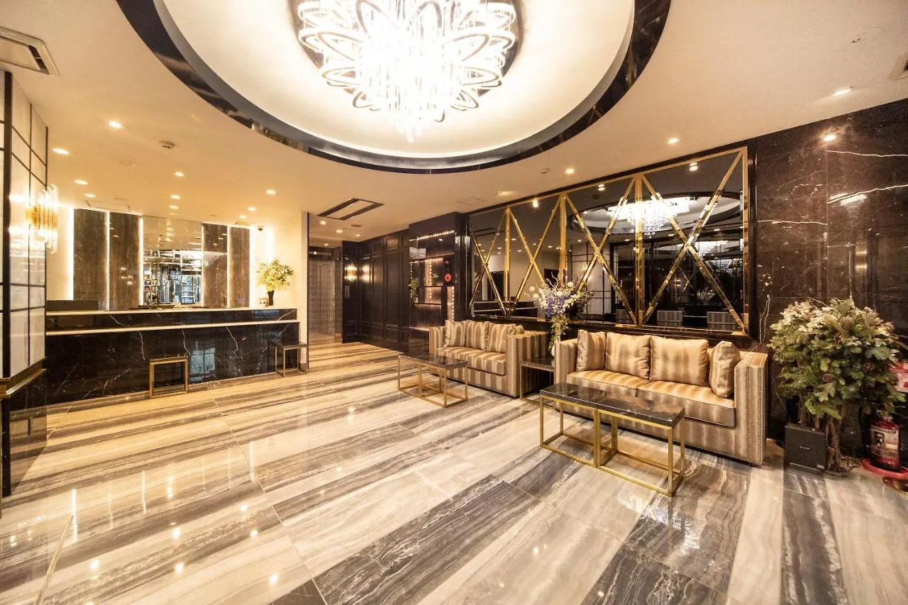The Grandeur Hotel contacts